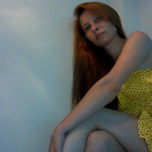 Model - bee.sweet7 1