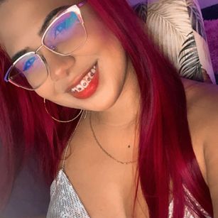 Model - giselle gafas