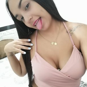 Model - Small Ross blondie