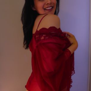 Model - Carmela stoner