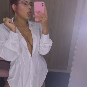 Model - giselle pelorojo