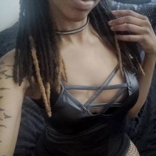 Model - Goddess Harley mistress