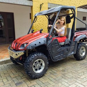 Model - Bianca Brunni pantyhose