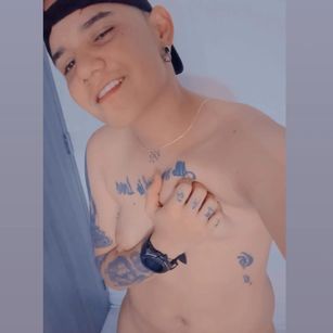 Model - Gabyfemboy anal