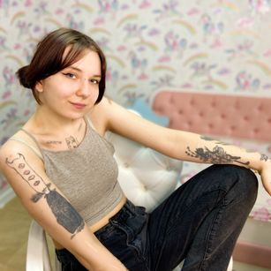 Model - RubiDayman heels