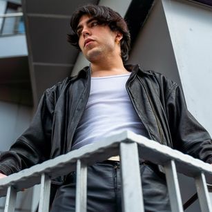 Model - LandonGrey charming