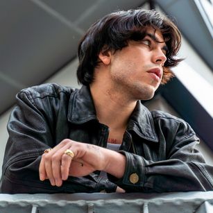 Model - LandonGrey naughty