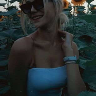 Model - Aliftina model