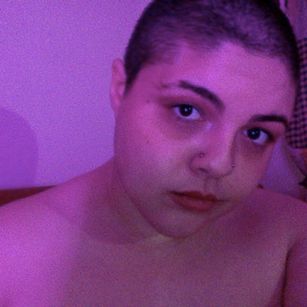 Model - Tatiana bald