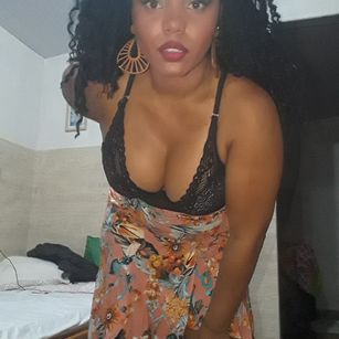 Model - kellystuart horny