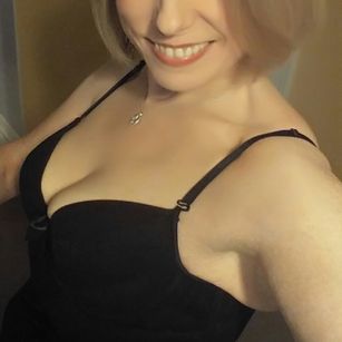 Model - Amber Rose milf