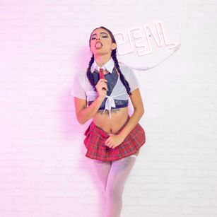 Model - KianyRoss latina