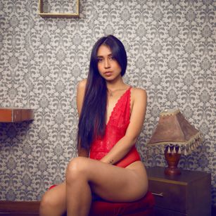 Model - Erina Slade fetish