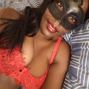 Model - Blackvenus69 massages