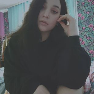 Model - he11o_moto bigass