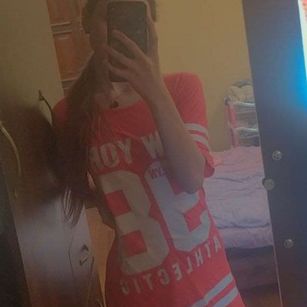 Model - Babygirl17 Hot