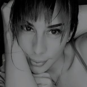 Model - kattyrosse latina