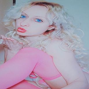 Model - whisky phone