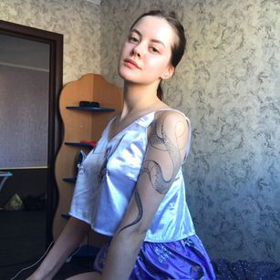 Model - BattySpellar boobs