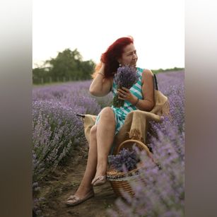 Model - MilayaDFlow dance