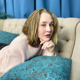 Model - BettyWainwright legs