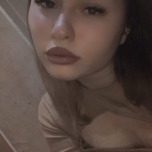 Model - Kessi Kes sex