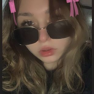 Model - Kessi Kes cum