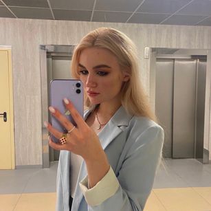 Model - Terri Shaw sweet