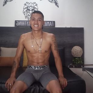 Model - johan bigcock