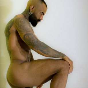 Model - BrockHurn Ebony