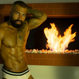 Model - BrockHurn Ebony