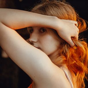 Model - Ashley tease