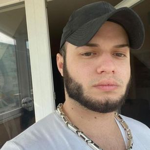 Model - ChrisLegend masturbation