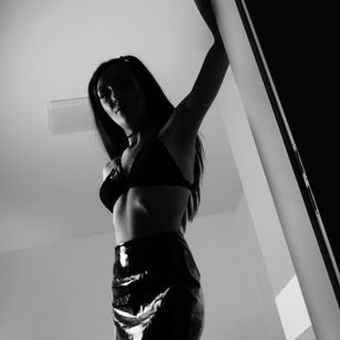 Model - Empress Akira sph