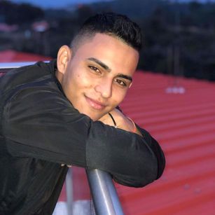 Model - Alejito_sexy shaved