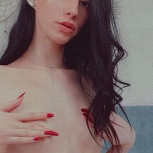 Model - AmeliaJune blowjob