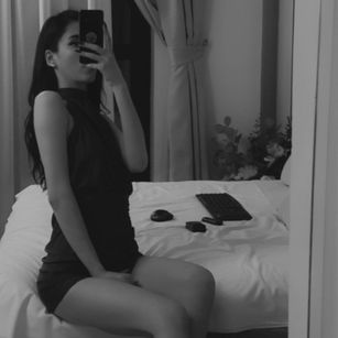 Model - AmeliaJune roleplay