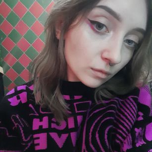 Model - Roxy_Flower analplug