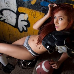 Model - MILA KOSLOV joi