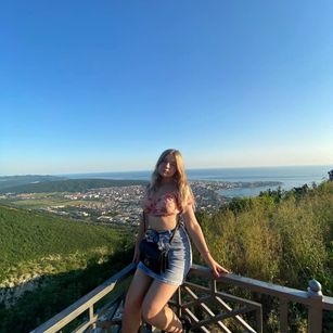 Model - Anjelika sweet