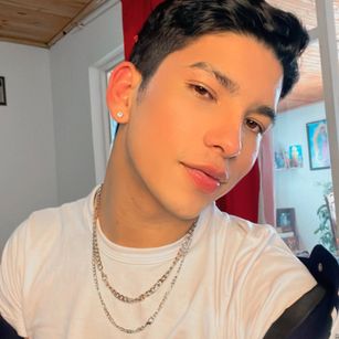 Model - iamjuan_1001 gay