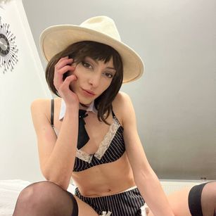 Model - AnaChan teen