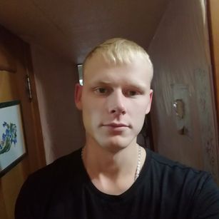 Model - White Daddy cum