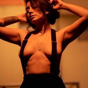 Model - MILA KOSLOV latina