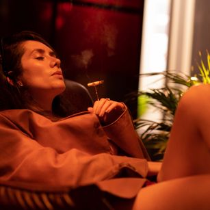 Model - MILA KOSLOV tits