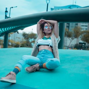 Model - MILA KOSLOV dildo