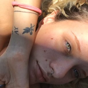 Model - amarilla_bombshell teen