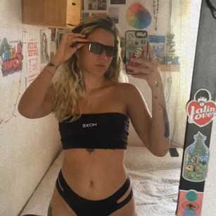 Model - amarilla_bombshell taboo