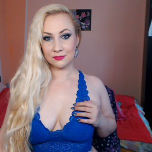 Model - Miss Lexy Gold bdsm