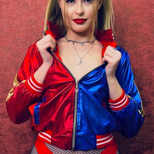 Model - Milena and Julia striptease